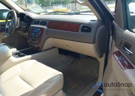 2012 Chevrolet Suburban 1500 Lt из США, поврежденный, VIN 1GNSKJE72CR130111